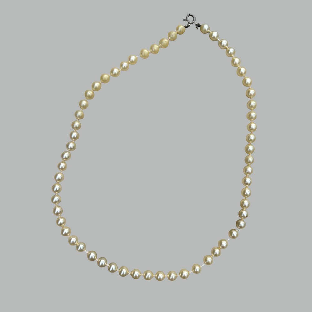 Vintage Faux Pearl Necklace